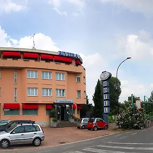 https://hotel-riviera-milan.italymilanhotels.net