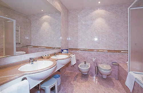 Hotel Persico'S San Giovanni in Persiceto 4*,  Italien